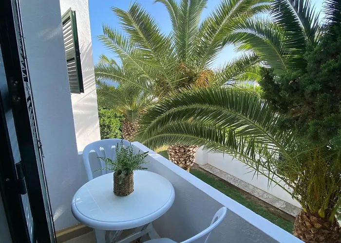 M&b Blue * Son Xoriguer